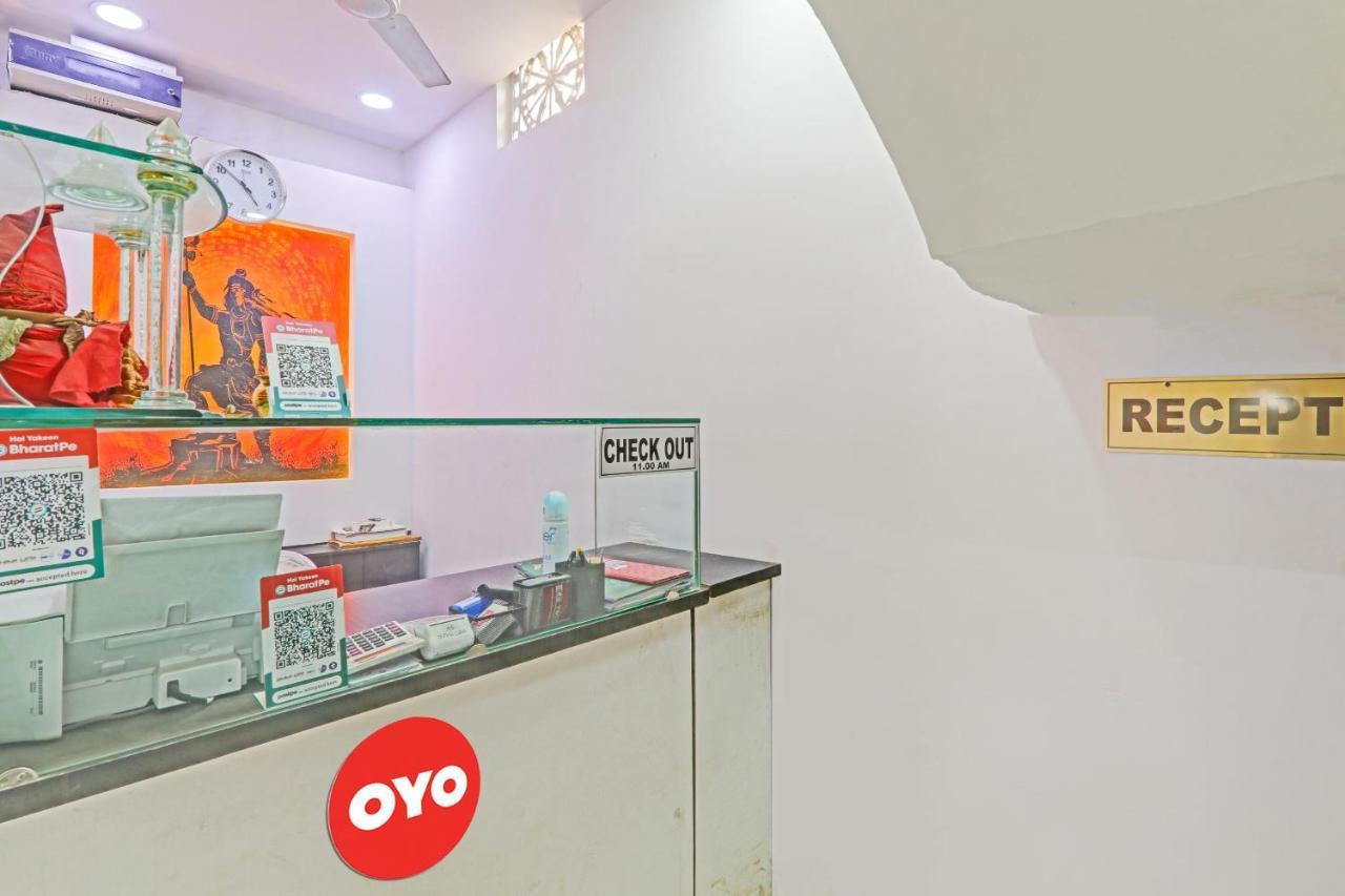 Oyo Flagship 81064 Chaudhary In Hotel Gorakhpur Exterior foto