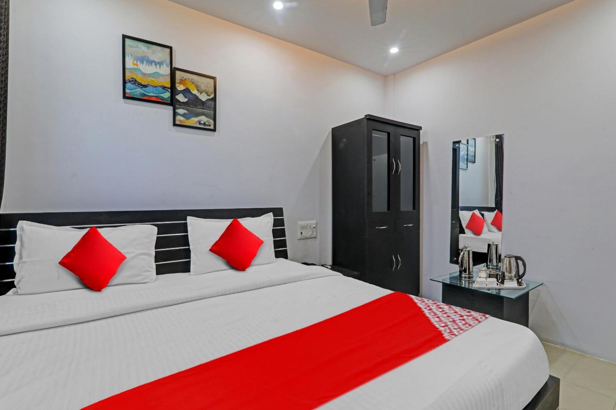 Oyo Flagship 81064 Chaudhary In Hotel Gorakhpur Exterior foto